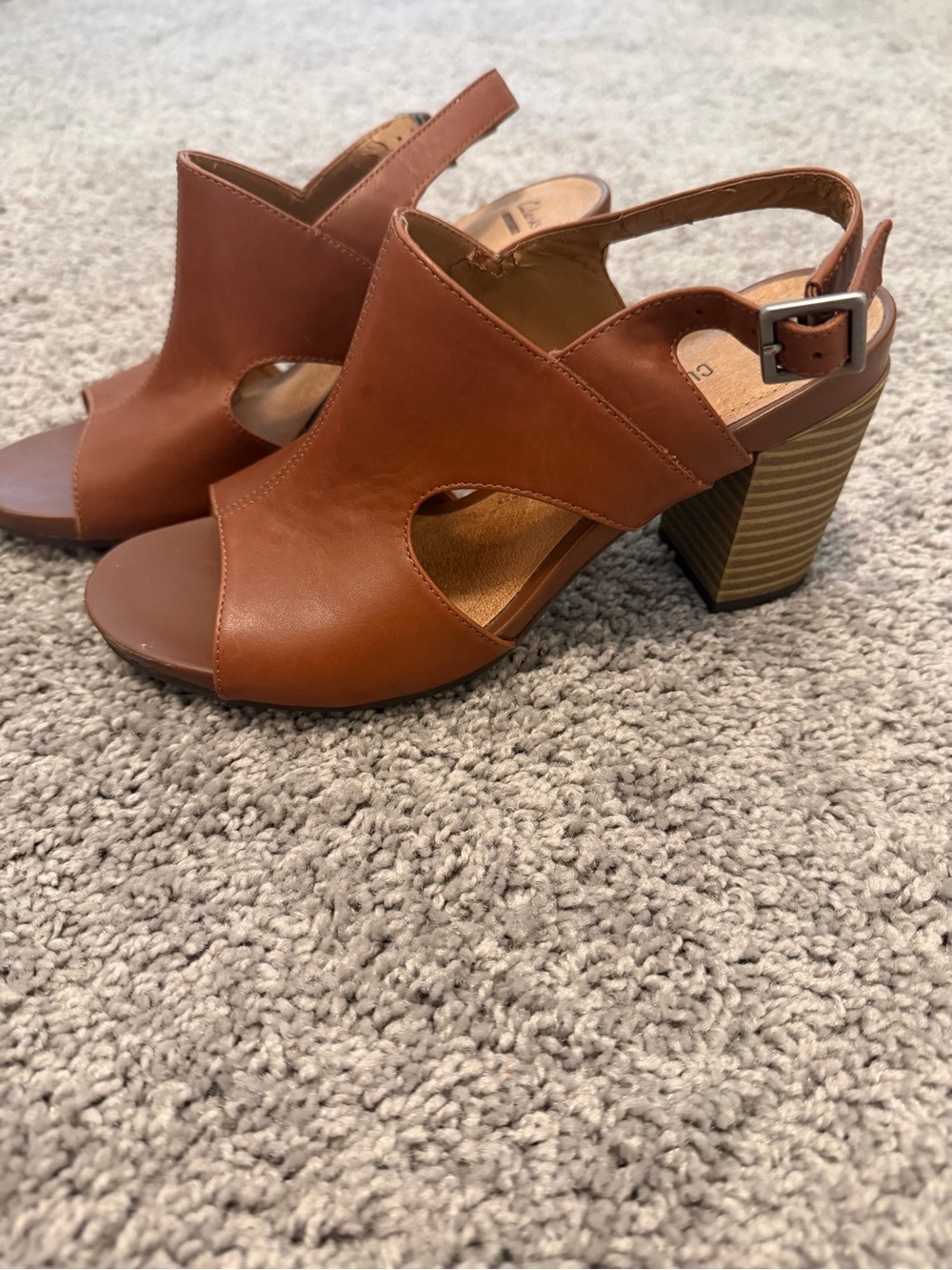 Clarks Tan Open-Toe Slingback Block Heel Sandals